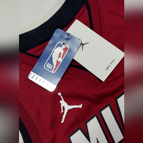 Jimmy Butler #22 Miami Heat Authentic Swingman Jersey Youth Size M. NEW! 🔥 - Picture 5 of 9